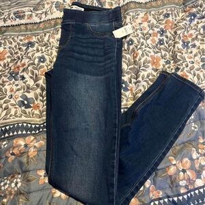 Size 6 Women’s Jegging